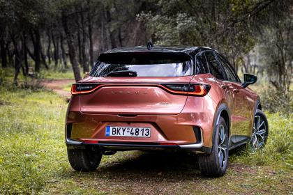 Test: Lexus LBX Hybrid 136Ps